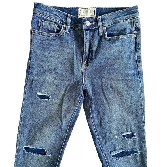 FREE PEOPLE About a Girl Distressed High Rise Ankle Skinny Denim Jeans Size 26 - Picture 7 of 11